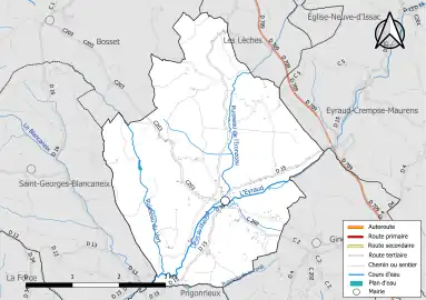 Carte en couleur présentant le réseau hydrographique de la commune