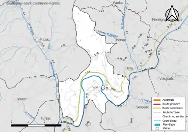 Carte en couleur présentant le réseau hydrographique de la commune