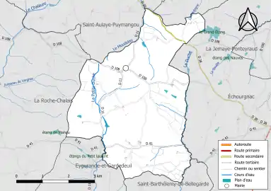 Carte en couleur présentant le réseau hydrographique de la commune