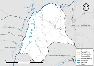 Carte en couleur présentant le réseau hydrographique de la commune