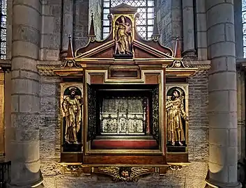 Armoire de la châsse de Saint-Gilbert