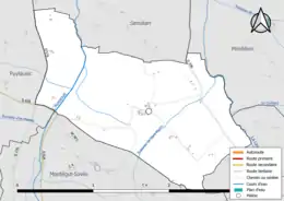 Carte en couleur présentant le réseau hydrographique de la commune