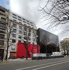 Nos 35-37, avenue Montaigne (mars 2023).