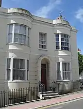 Fenêtre arquée à Brighton, en Angleterre.