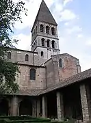 Le clocher vu du cloître.
