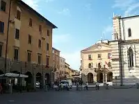 Vue de la place de la cathedrale