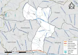 Carte en couleur présentant le réseau hydrographique de la commune