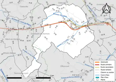 Carte en couleur présentant le réseau hydrographique de la commune