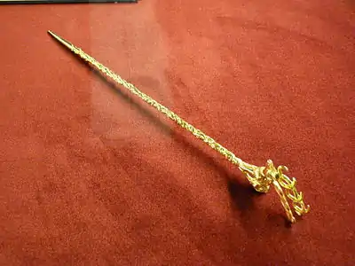 Une épingle à cheveux en or, kourgane d'Arjan, VIIIe&nbsp;siècle&nbsp;av. J.-C., de la Touva dans le Sud de la Sibérie russe.