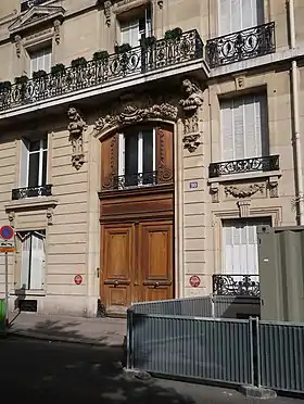 Ambassade à Paris.