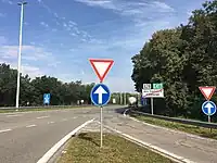 L'aire de repos et de service transfrontalière d'Aubange / Mont-Saint-Martin.