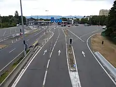Arrivée à la frontière entre la France et la Suisse, douane de Thônex-Vallard.