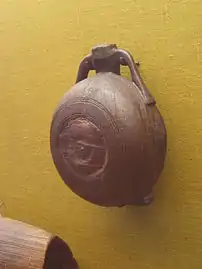 En bois du VIIe&nbsp;siècle.