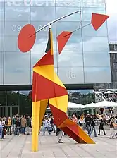 Crinkly avec disque rouge (1973), Stuttgart.