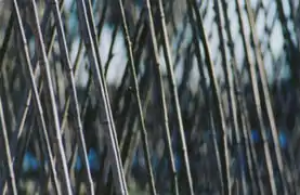 210&nbsp;mm :longue focale, image de grande taille.