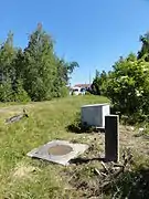 Le puits no&nbsp;6 bis dans son environnement.