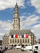 La façade de l'hôtel de ville d'Arras.