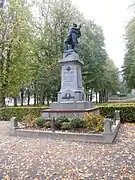 Le monument aux morts.