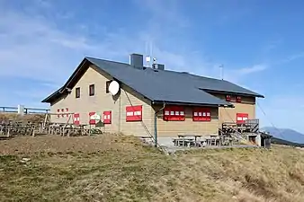 Le refuge de montagne Wetterkoglerhaus&nbsp;(de).