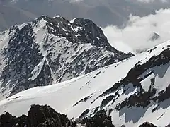 Massif du Toubkal dans le Haut Atlas, point culminant de l'Afrique du Nord à 4 167 mètres.