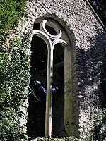 Fenêtre à meneau à l'ouest.