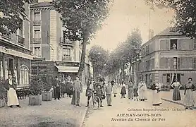 Avenue du Chemin-de-Fer.