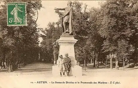 Monument à Divitiac à Autun (détruit).
