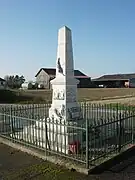 Le monument aux morts.