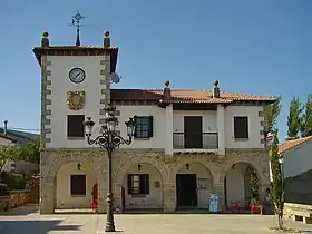 Navarredonda y San Mamés