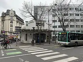 Image illustrative de l’article Place Paul-Signac