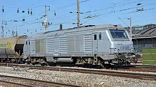 BB 75045, livrée "Grise".