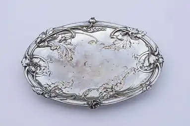 Plateau, argent, 30&nbsp;×&nbsp;22&nbsp;cm.