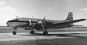 BOAC DC-4M-4 Argonaut G-ALHS "Astra" à l'Heathrow en septembre 1954