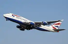 Un Boeing 747-400 de British Airways, principal utilisateur de cette version avec 33&nbsp;appareils en service en juillet 2019(en) « World Airliner Census 2019 », Flight International,‎ 30 juillet 2019, p.&nbsp;39-40 (lire en ligne).