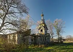 l'église de Bakyrivka, classée.