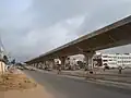 L'autoroute surélevée en construction Electronic City Fly Over à Bangalore, Inde