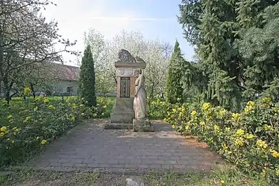 Monument aux morts.