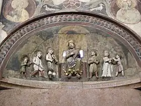 tympan I, au-dessus de la porte ouest, David jouant de la musique