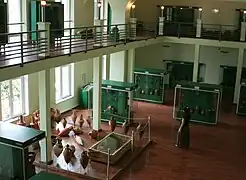 Intérieur du musée archéologique de Batoumi.