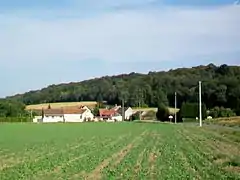 Le hameau de la Croix-Rouge