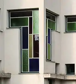 Vitraux de Pierre-Louis Flouquet.