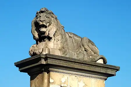 Lion du portail.