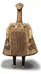 Grande idole-cloche de Béotie. Thèbes, vers 700. H. 40&nbsp;cm.Louvre