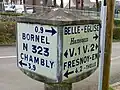 Ancienne borne Michelin.