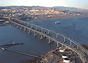 Image illustrative de l’article Benicia-Martinez Bridge
