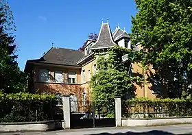 Vue de la mission diplomatique