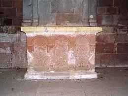 Autel de la chapelle haute.