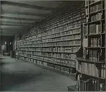 Quand elle était au musée Saint-Loup,