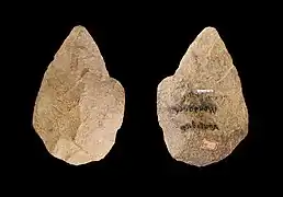 Biface (Acheuléen).