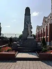 Le monument aux morts.